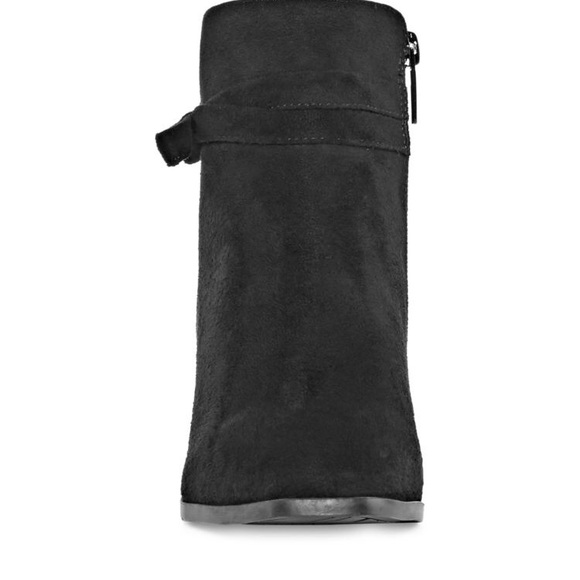 Elyse Black Booties - Picture 2 of 3